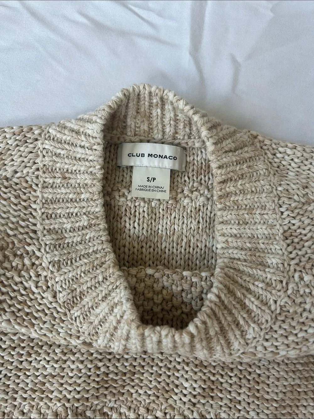 Club Monaco Oatmeal Knit Sleeveless V-Neck Sweater Vest - Picture 2 of 2